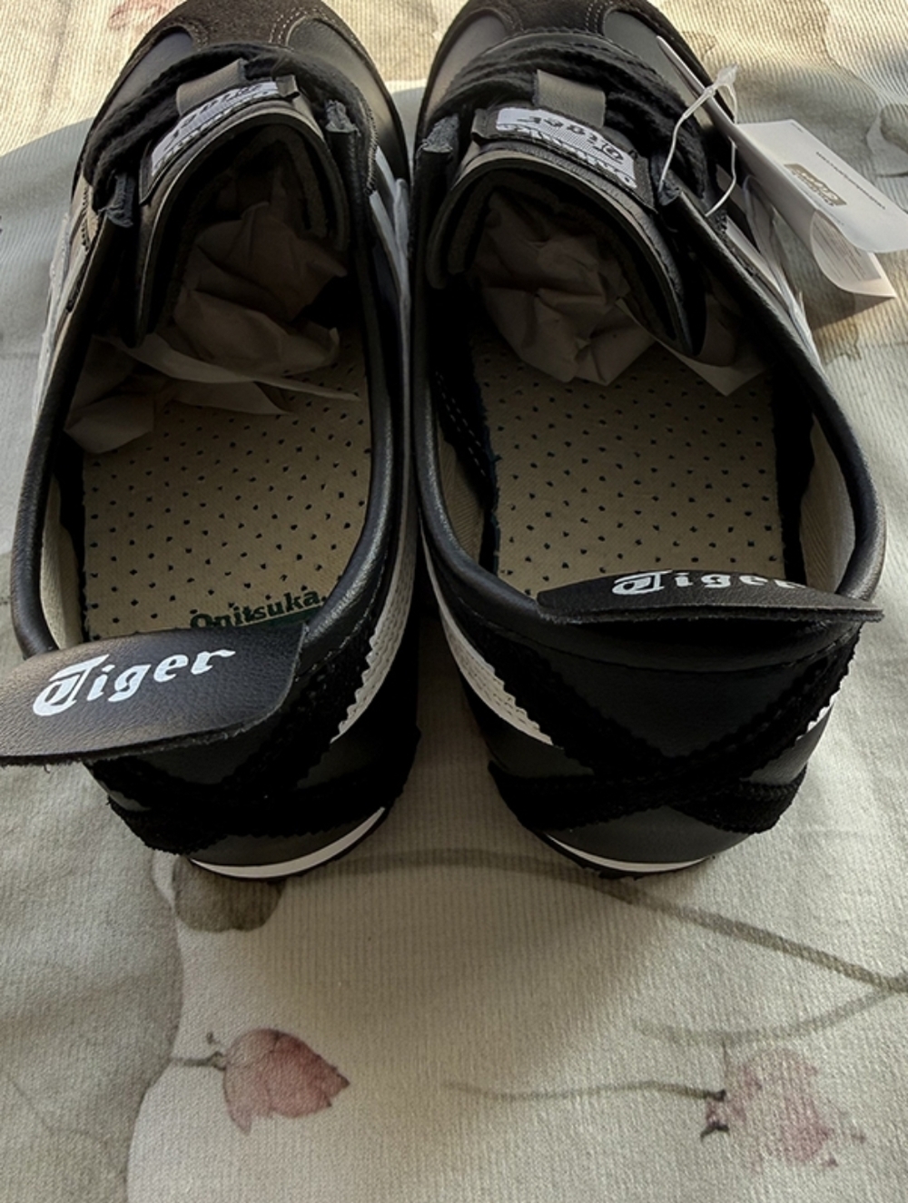 Onitsuka Tiger Mexico 66 Black Casual Shoes - Picture 4 of 8